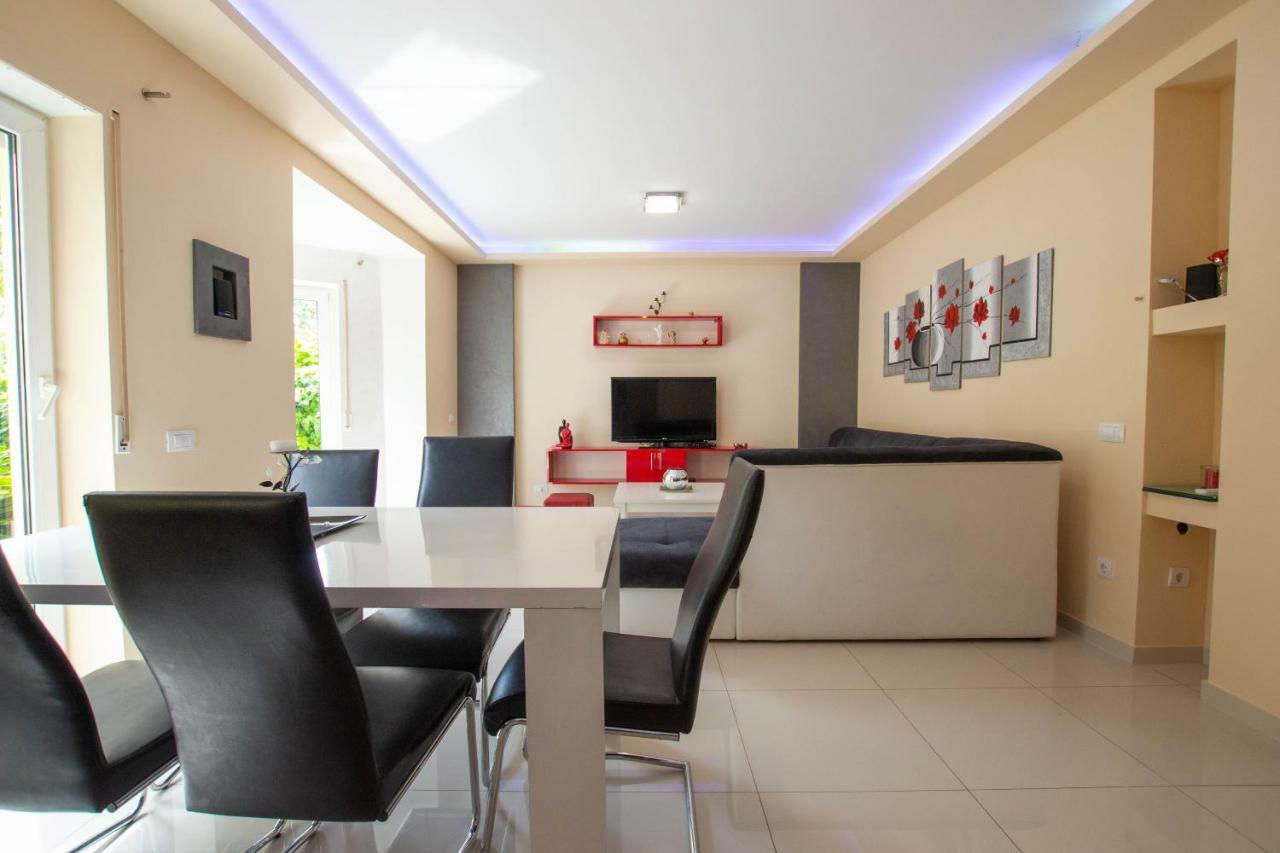 Jela Apartment 7 Póla Kültér fotó